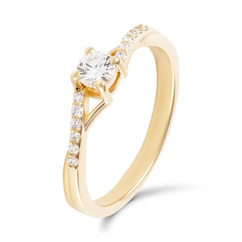 Pierścionek z diamentami